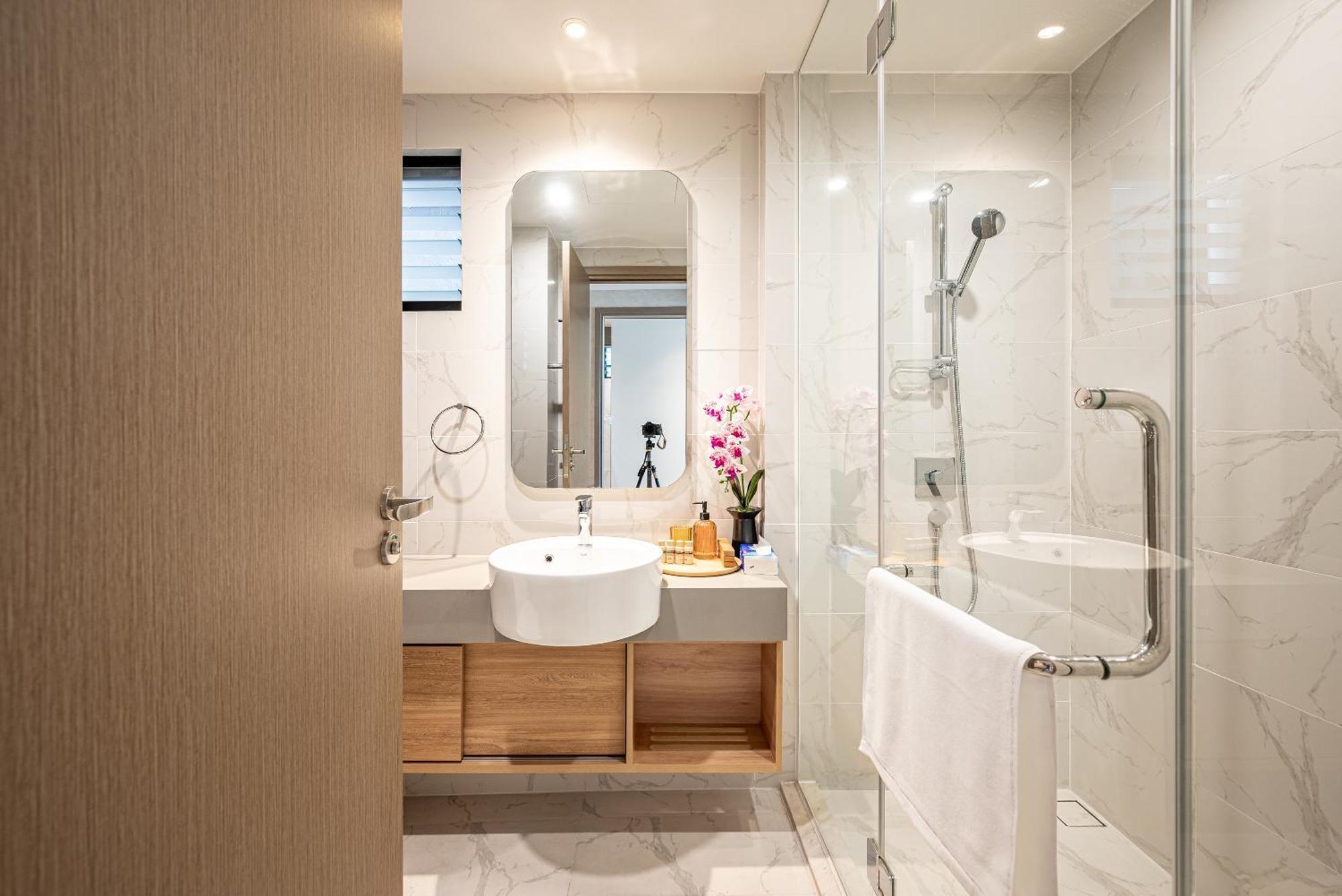 Zenity Luxury Apartment In District 1 Since 2024 Хошимин Экстерьер фото