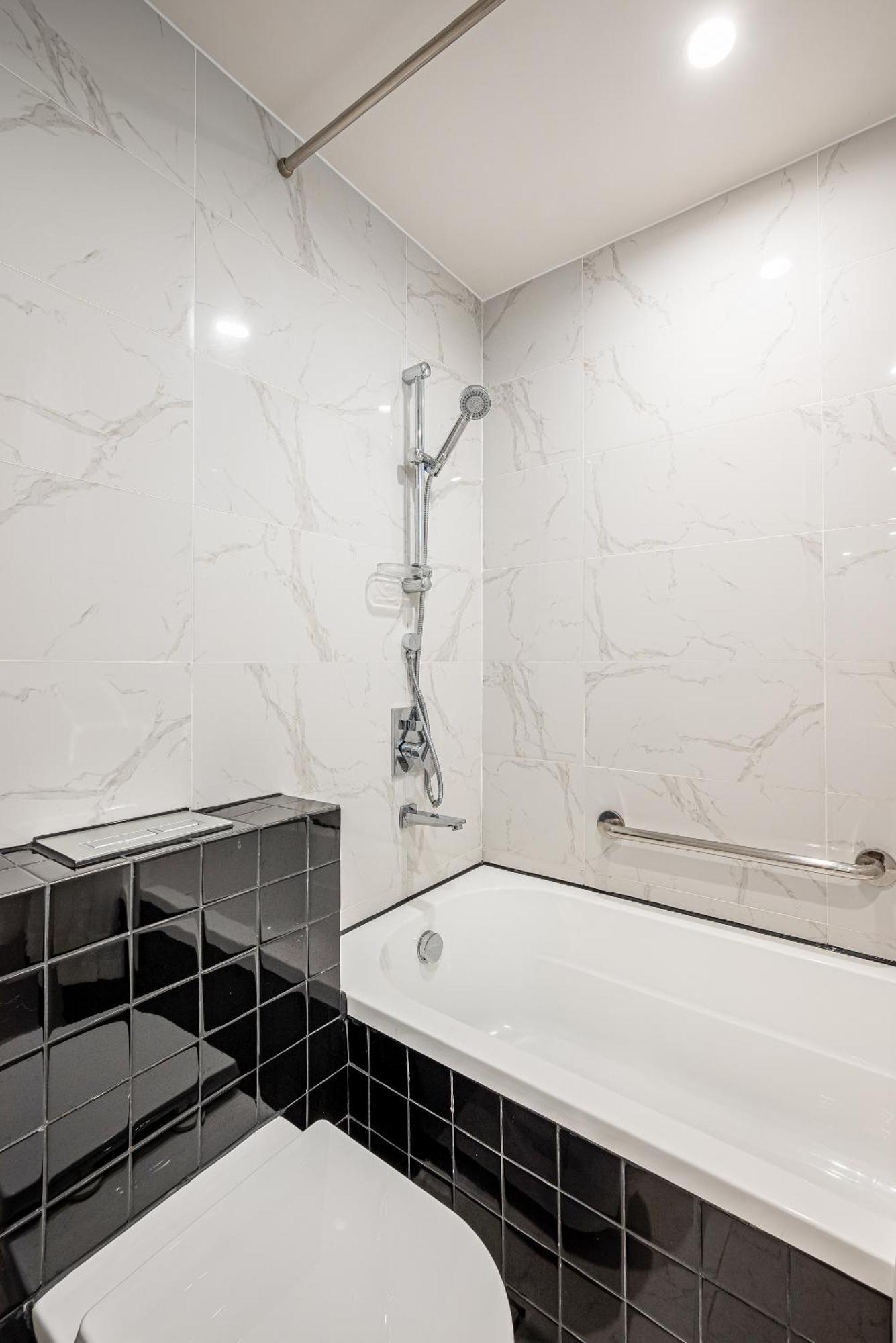 Zenity Luxury Apartment In District 1 Since 2024 Хошимин Экстерьер фото